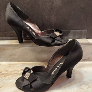 Vintage Look Nina Black Dress Heels with Rhinestone Square Leather Sole
